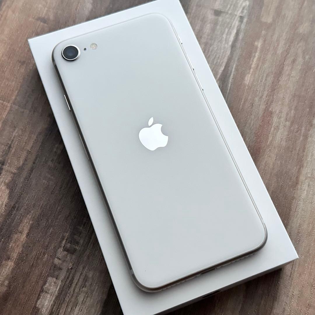 【良品◎】iPhoneSE 第3世代 本体 Starlight 128GB
