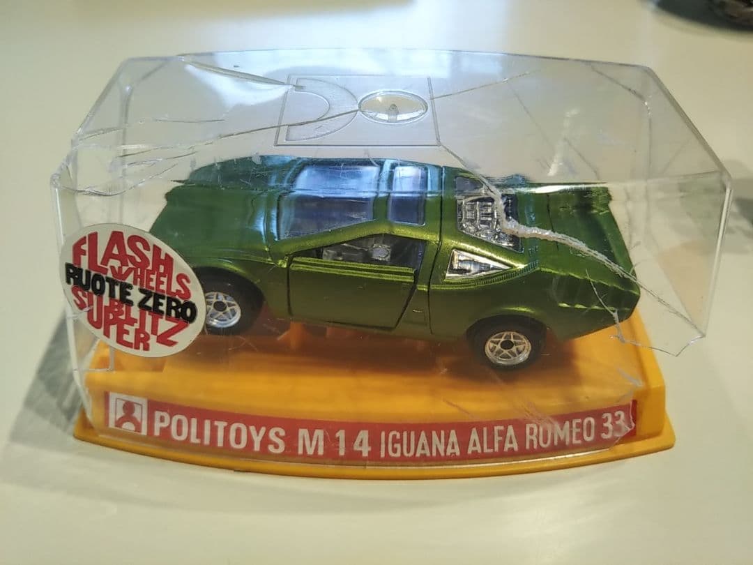 アルファロメオ　33 イグアナ　IGUANA ポリトーイ　フィアット
