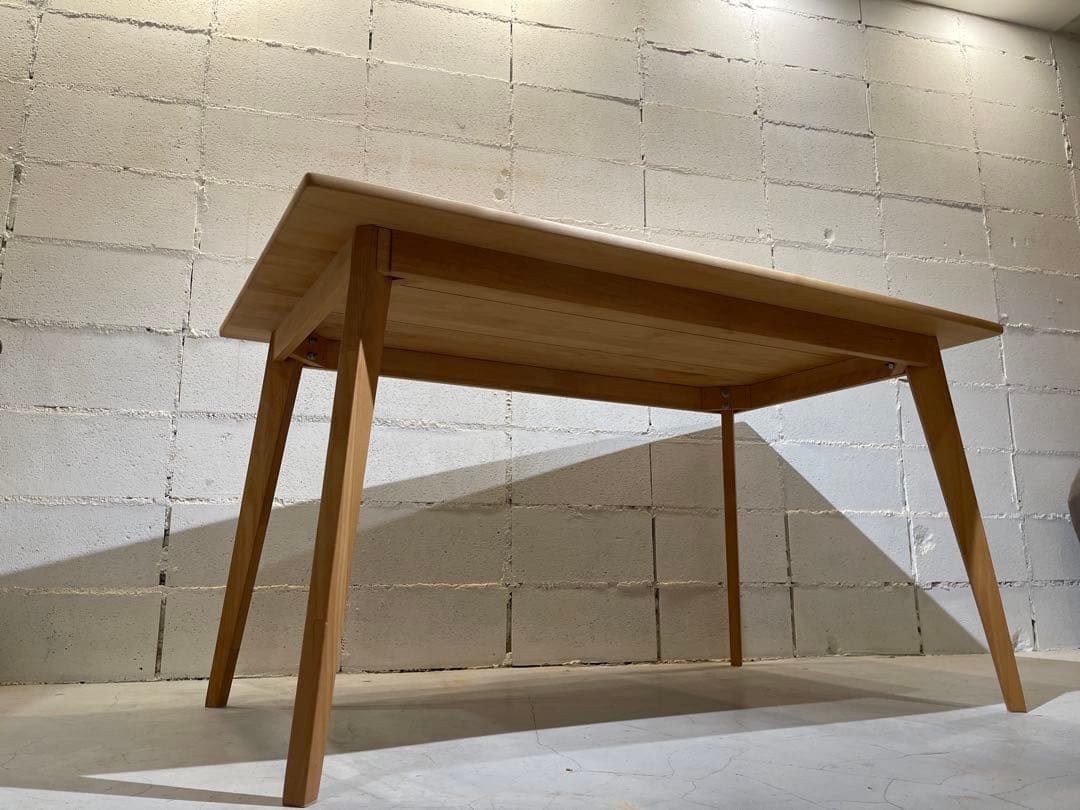 トム吉 美品　MOMO NATURAL モモナチュラル　ダイニングテーブル