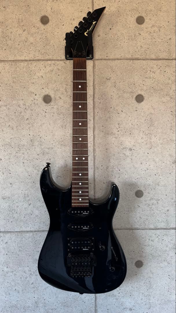 Charvel ブラックエレキギター6弦