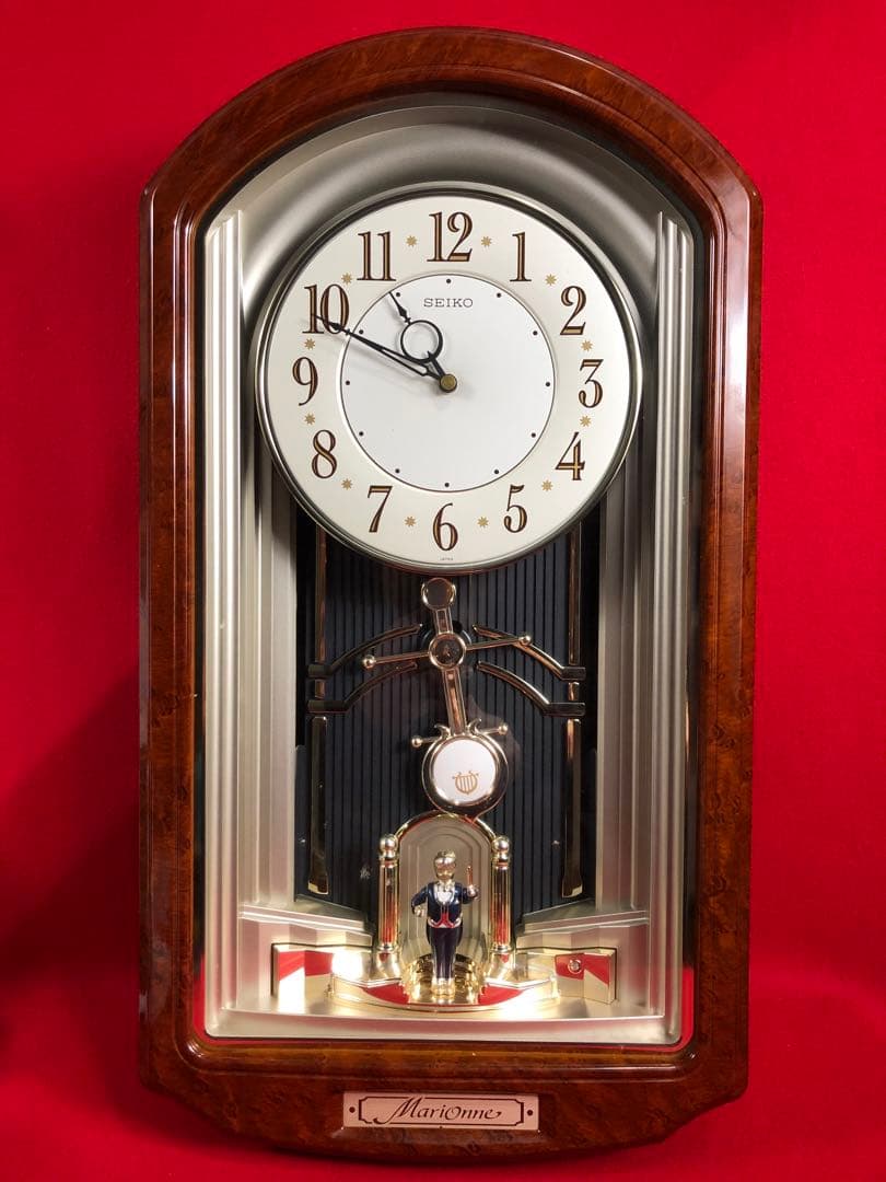 SEIKOセイコー　Marionne 掛け時計　からくり時計　RE526B