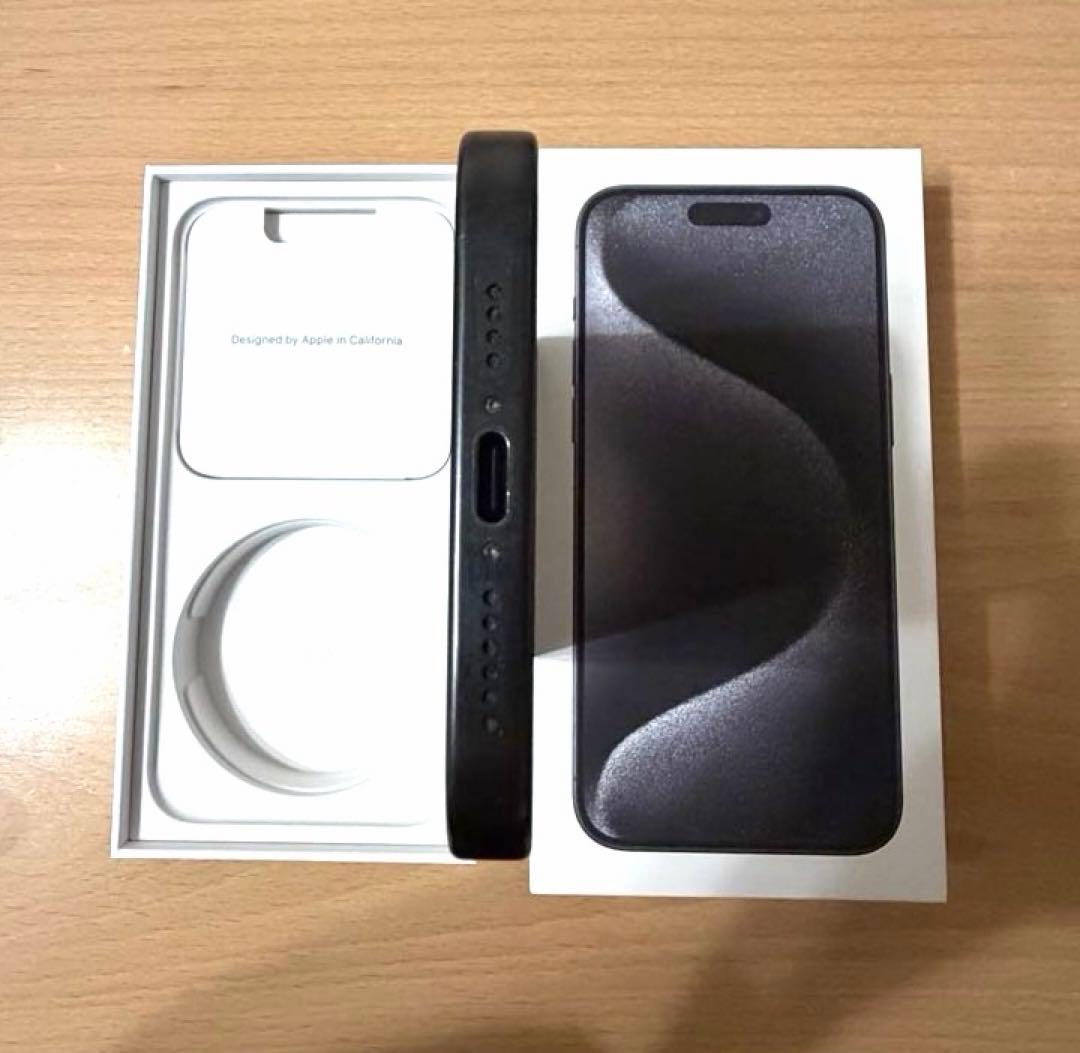 【超美品】iPhone15 promax 256GB ブラック
