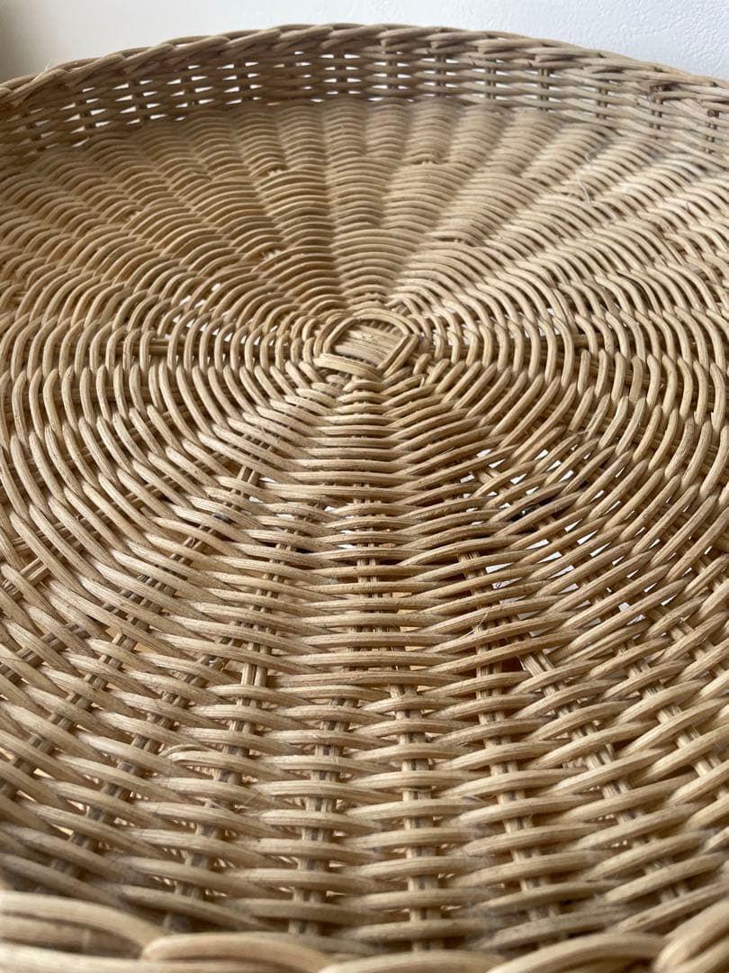 ikea ラタン　サイドテーブル　TOLKNING トルクニング