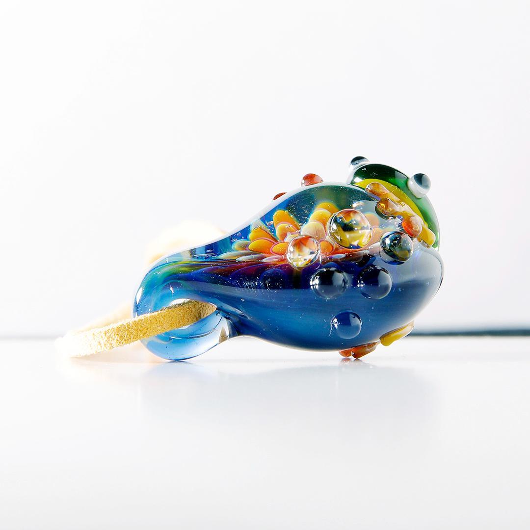 麻覇王mahao ペンダント ネックレス ガラス カエル 蓮花 A