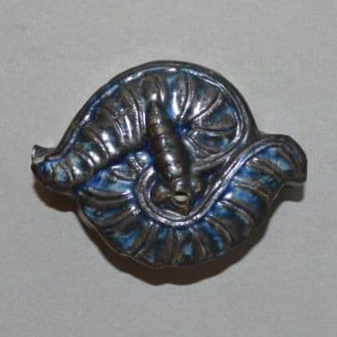 『李朝瑠璃釉菊石形水滴』 李氏朝鮮　アンモナイト形　硯滴　水盂　文房具