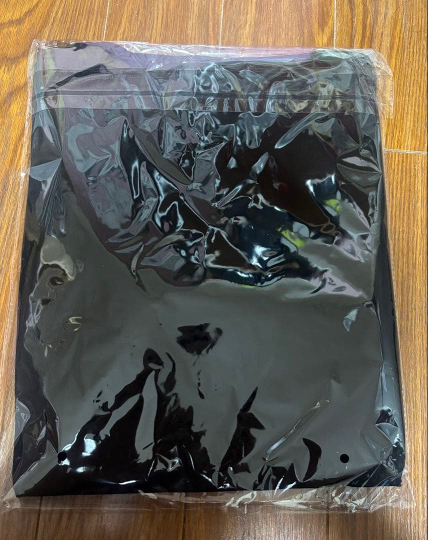 ※新品・未使用※TXT Tシャツ ACT TOMORROW イルコン ロンT