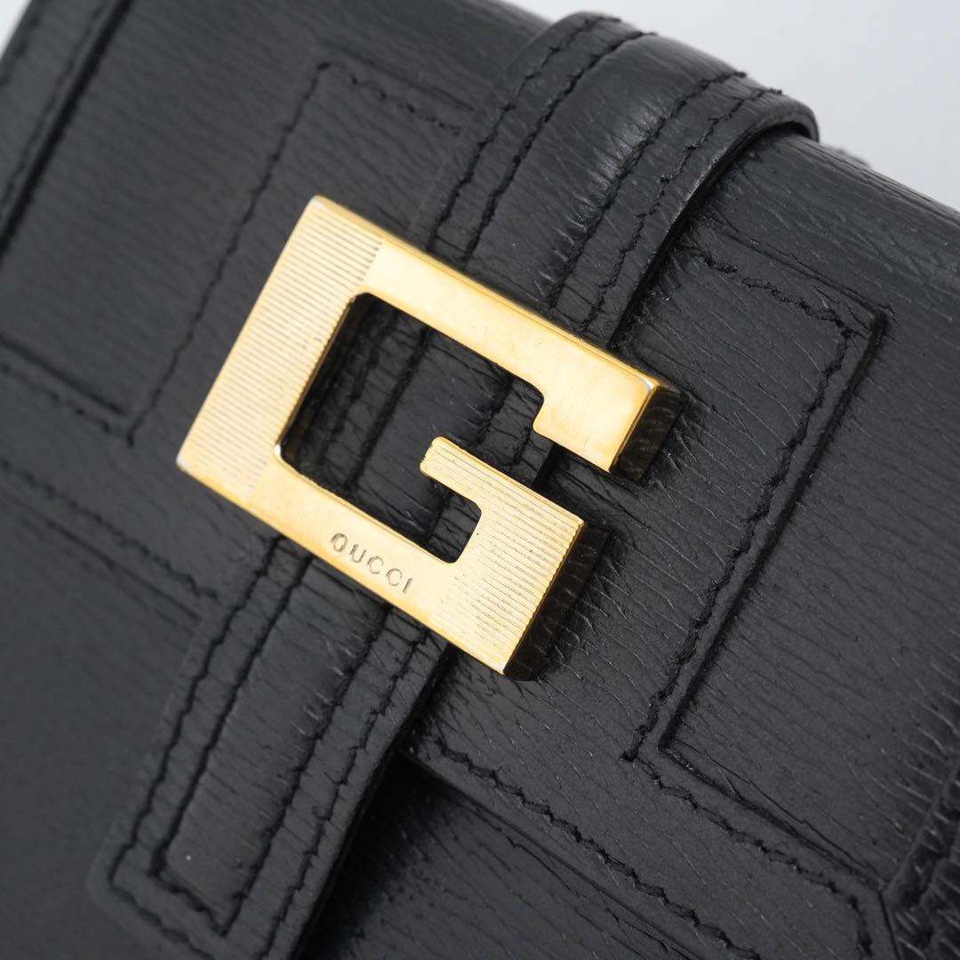 ✨未使用に近い✨　GUCCI ミニ財布　Gロゴ エンボスロゴ 二つ折り　黒色