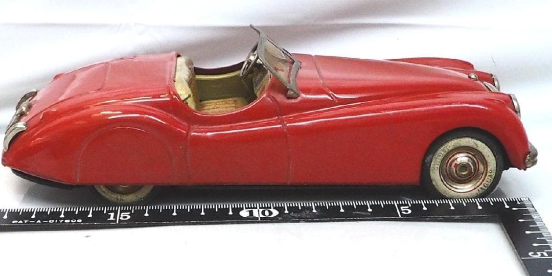 米澤 三陽(旧トミー)【ジャガーXK120赤】ブリキtin toy car 箱無