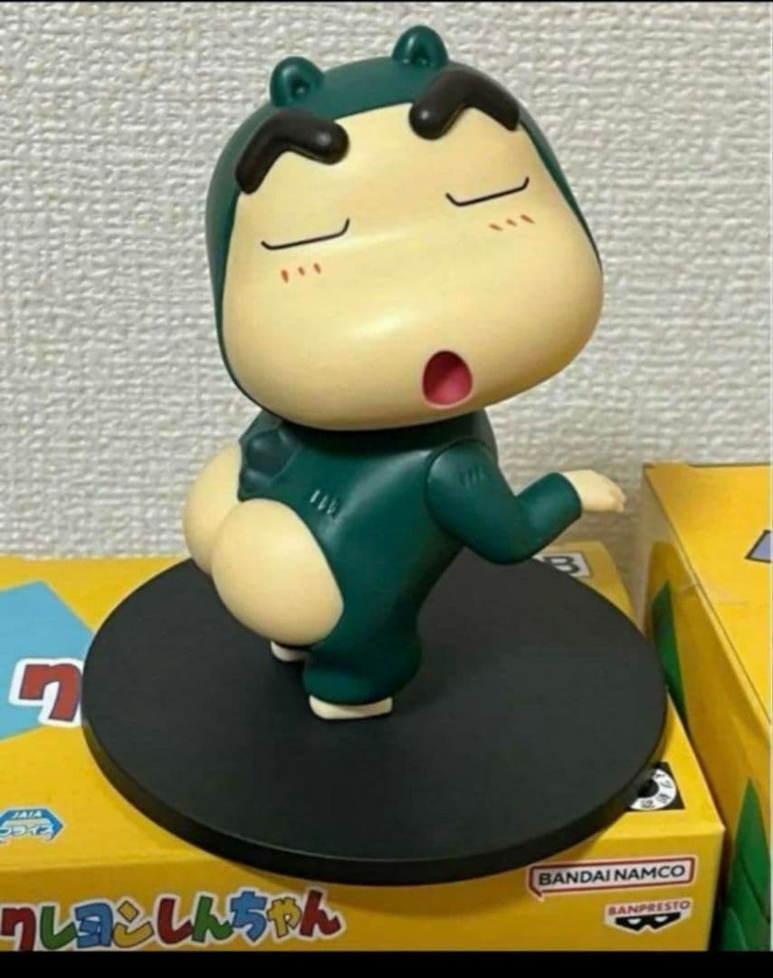 クレヨンしんちゃん　フィギュア