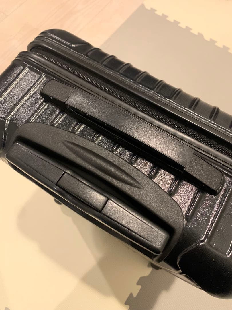 RIMOWAリモワ★サルサキャビントローリー 機内持込みOK★2輪キャリーケース