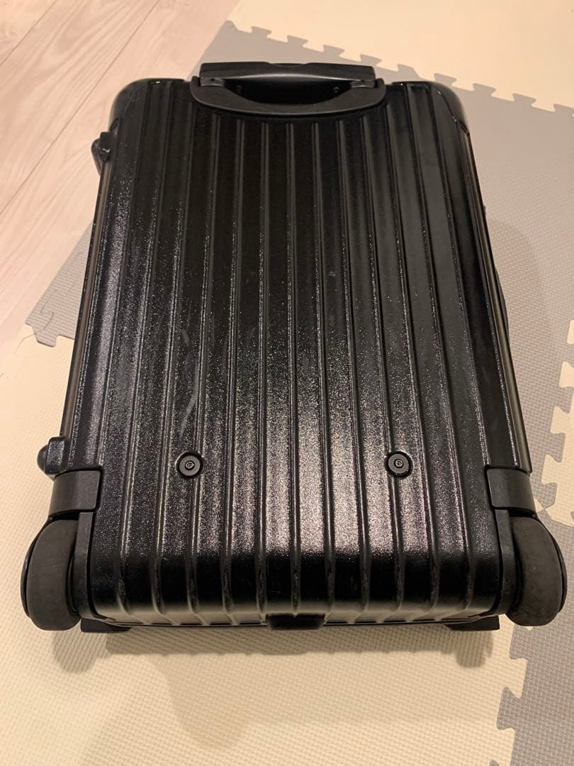 RIMOWAリモワ★サルサキャビントローリー 機内持込みOK★2輪キャリーケース