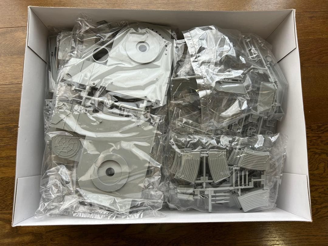 1/6ドラゴン WWⅡ ドイツ軍 四連装対空機関砲 Flak 38 中期型