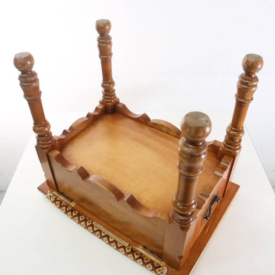 値下げ横浜ダニエル 収納付きスツール 樺材 ドレッサー椅子 英国アンティーク調