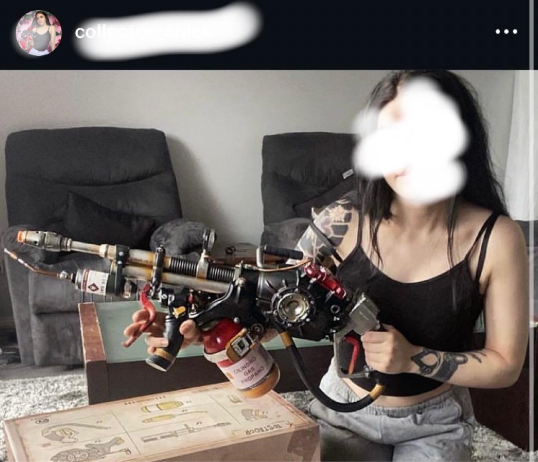 ファークライ6 原寸大レプリカ火炎放射器