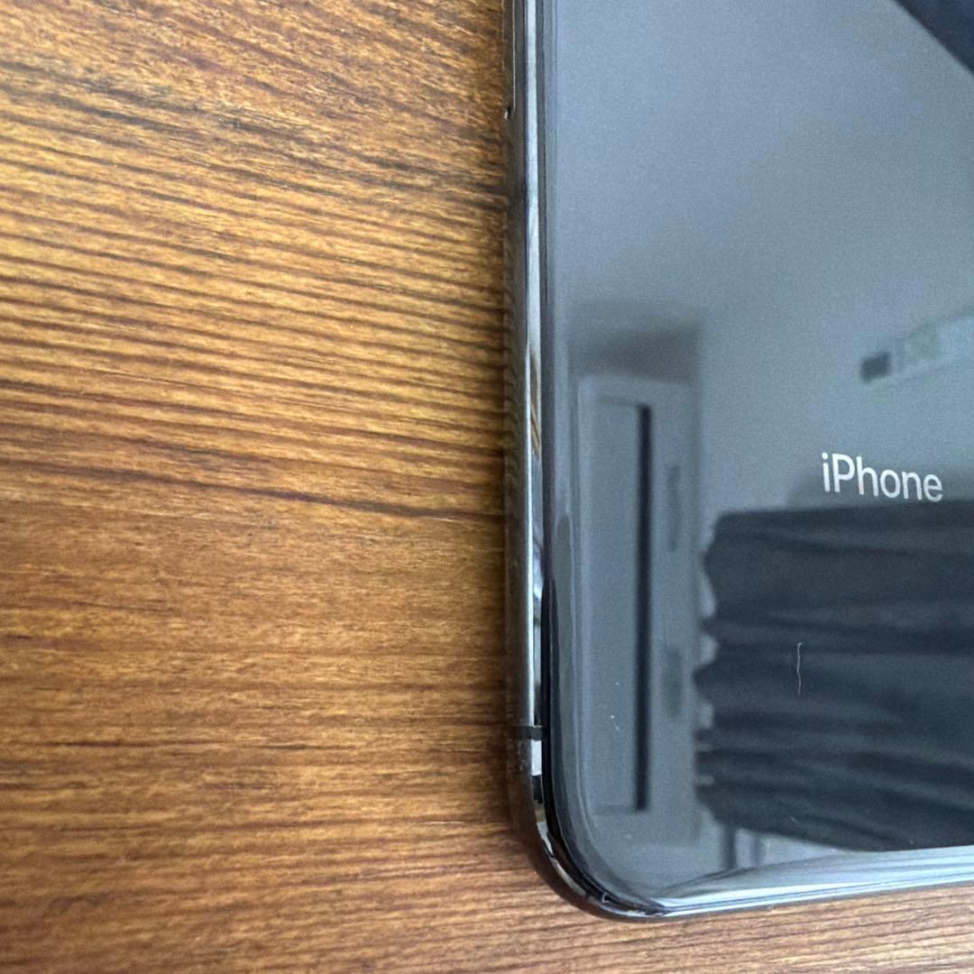 iPhone XS スペースグレ 64GB SIMフリー　純正充電器 イアフォン