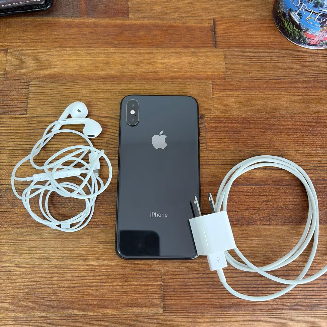 iPhone XS スペースグレ 64GB SIMフリー　純正充電器 イアフォン
