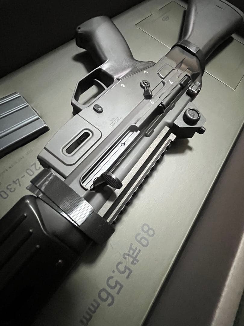 東京マルイ89式小銃 ガスブローバック　マガジン2本＋純正レール付属