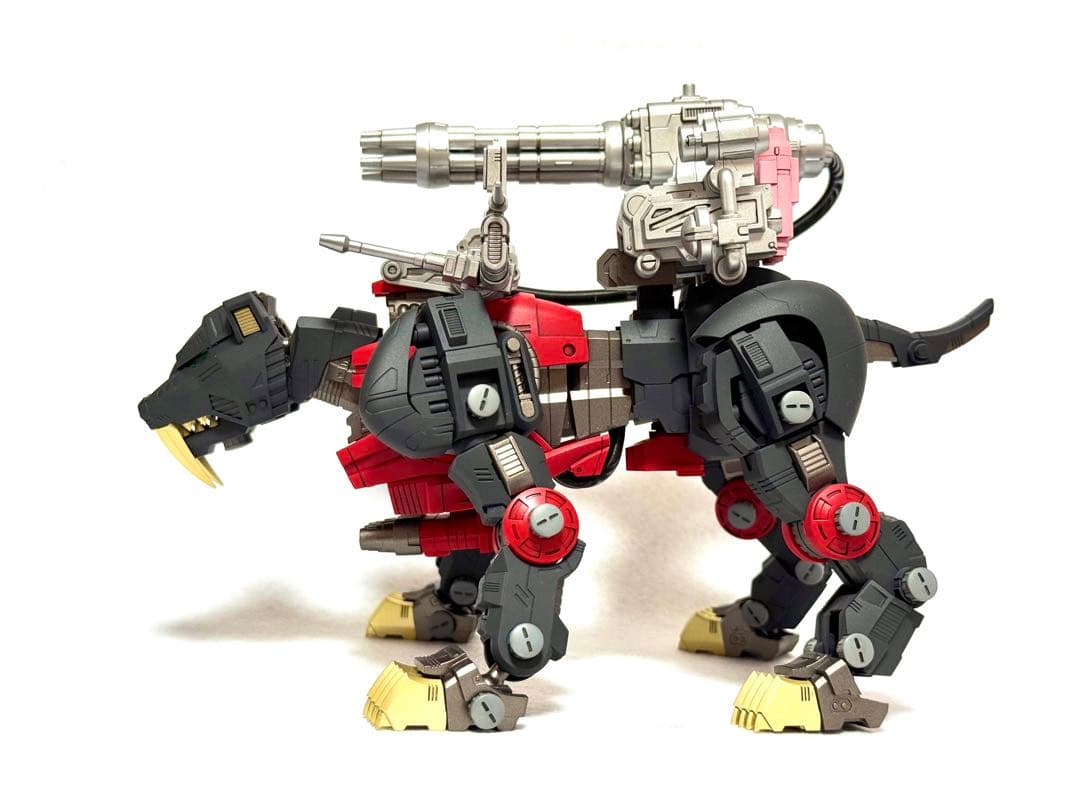 ゾイド セイバータイガー シュバルツスペシャル 完成品 リアライズモデル