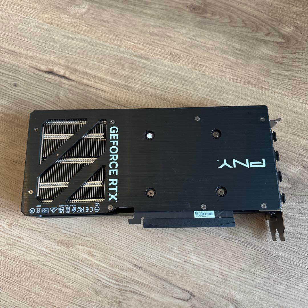 グラフィックボード・グラボ・ビデオカード PNY GeForce RTX 4070 SUPER 12GB