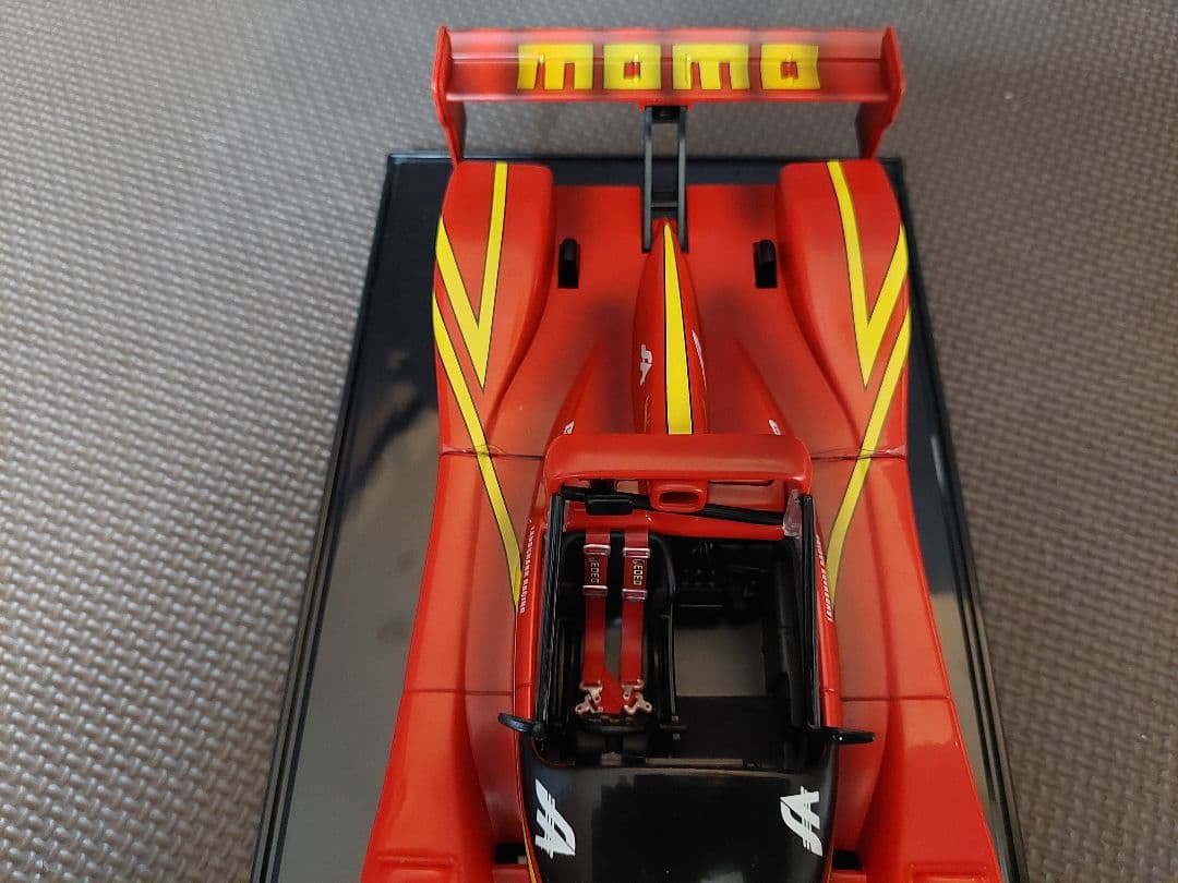 1/18 Hot Wheels フェラーリ F333SP #30 MOMO