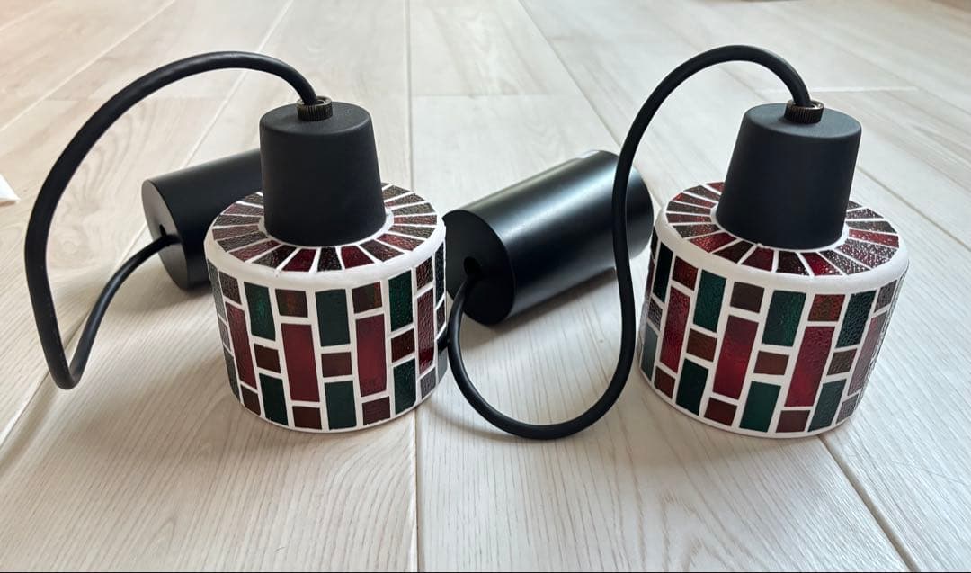 黒*助様 ステンドグラス　モザイクガラス ペンダントライト 2個セット　リビング