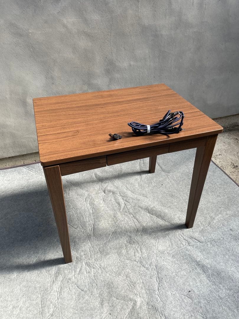 割と綺麗　ニトリ　引き出し付　足高コタツ　デコタ　N8060