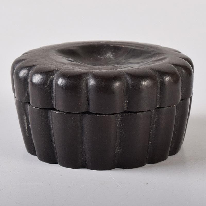 茶道具　竹製　黒塗　蟹文　菊形香合　松尾不俊斎花押　時代箱付　V　R8264