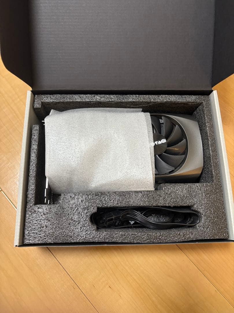 ひ*ぎ様 【動作確認済】ZOTAC Geforce RTX4070 12GB