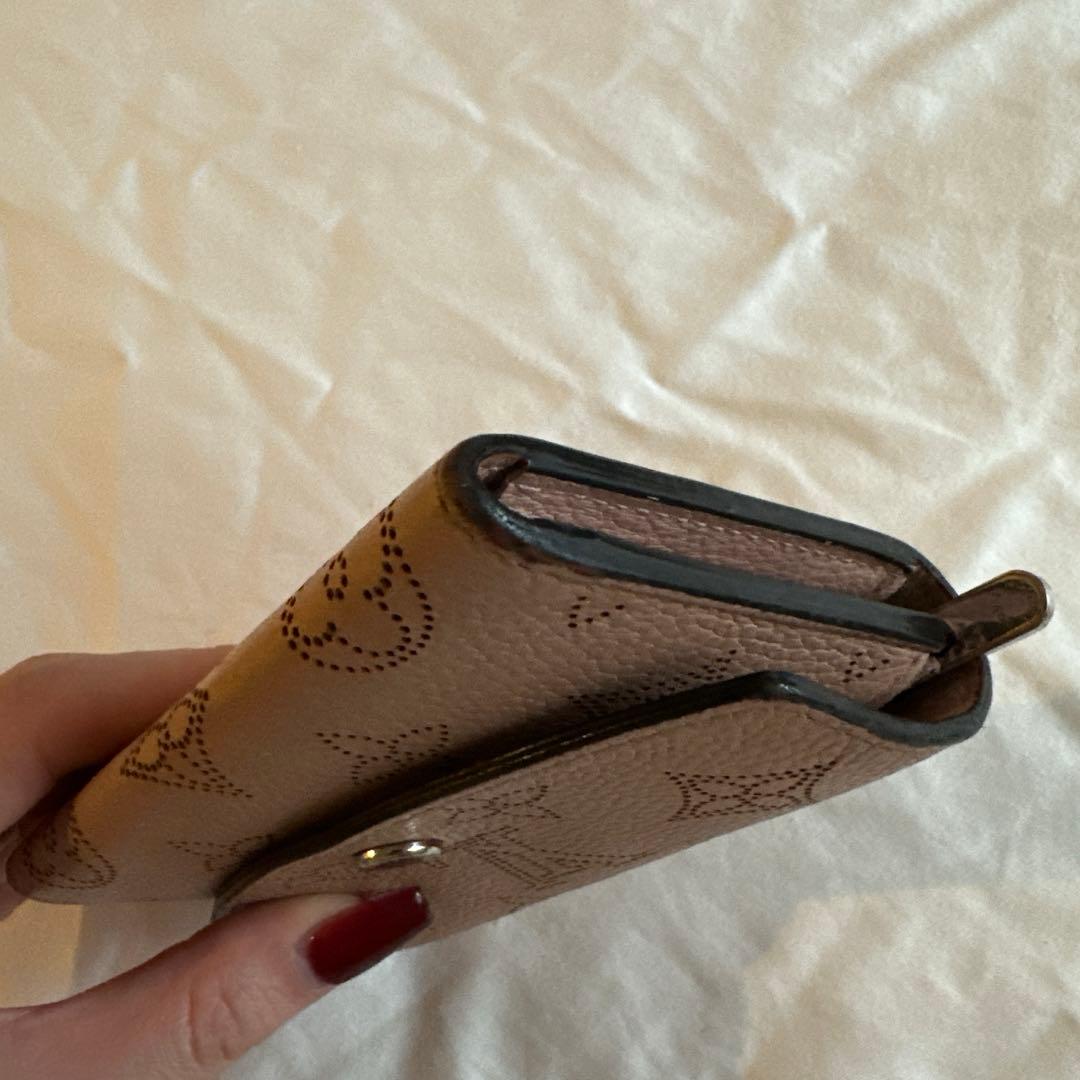 ルイヴィトン 2つ折り財布 ピンク