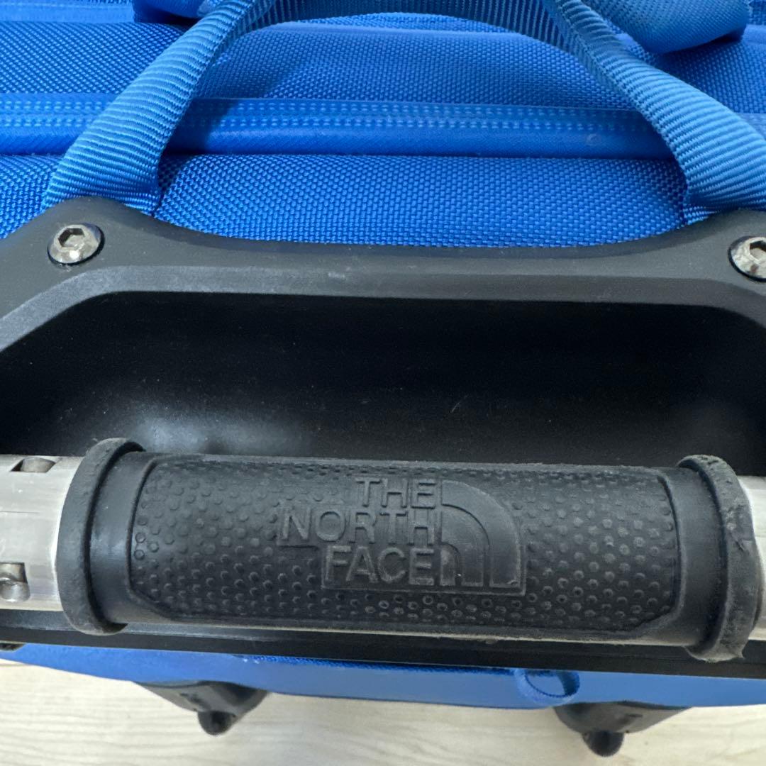 THE NORTH FACE 青色キャリーケース 中型