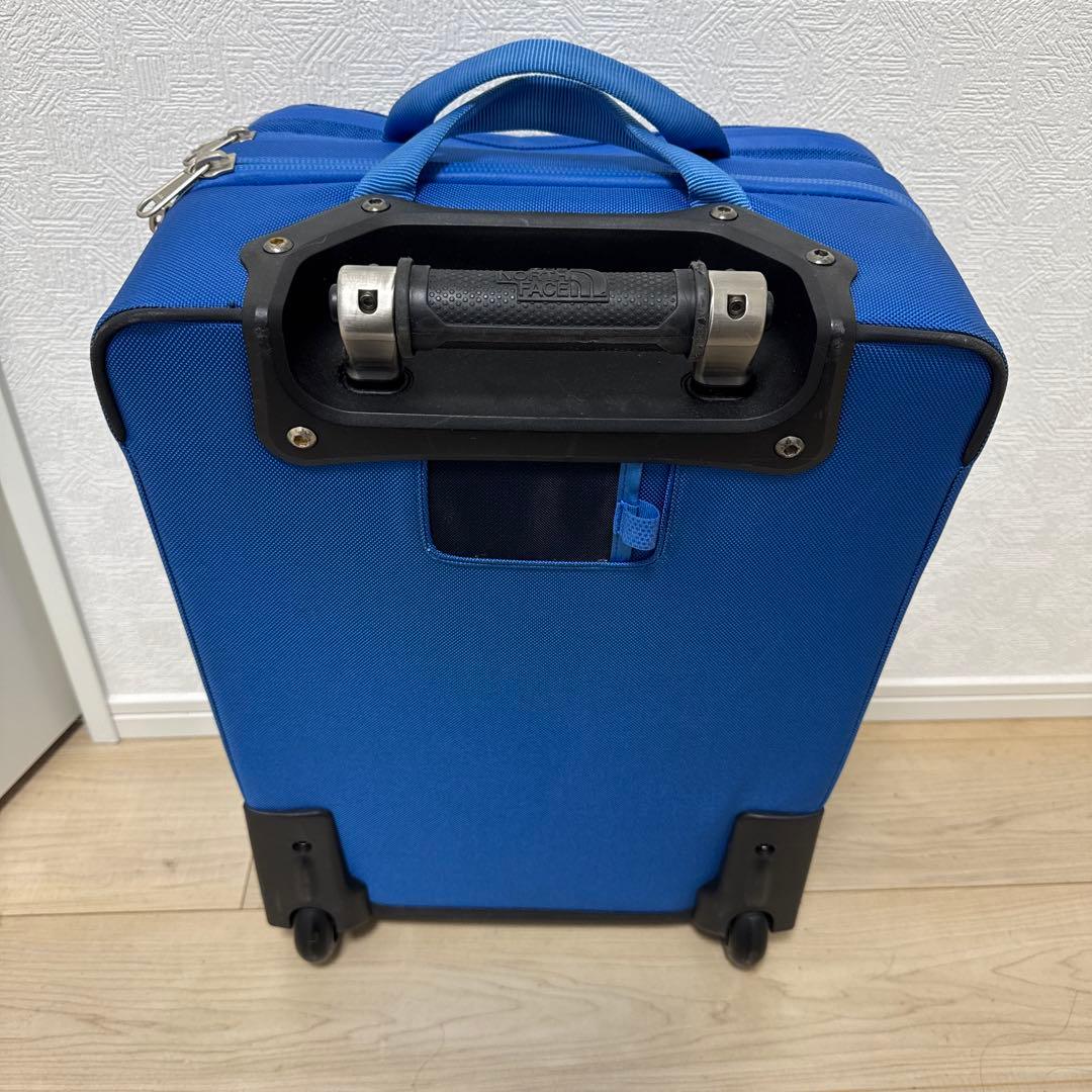 THE NORTH FACE 青色キャリーケース 中型