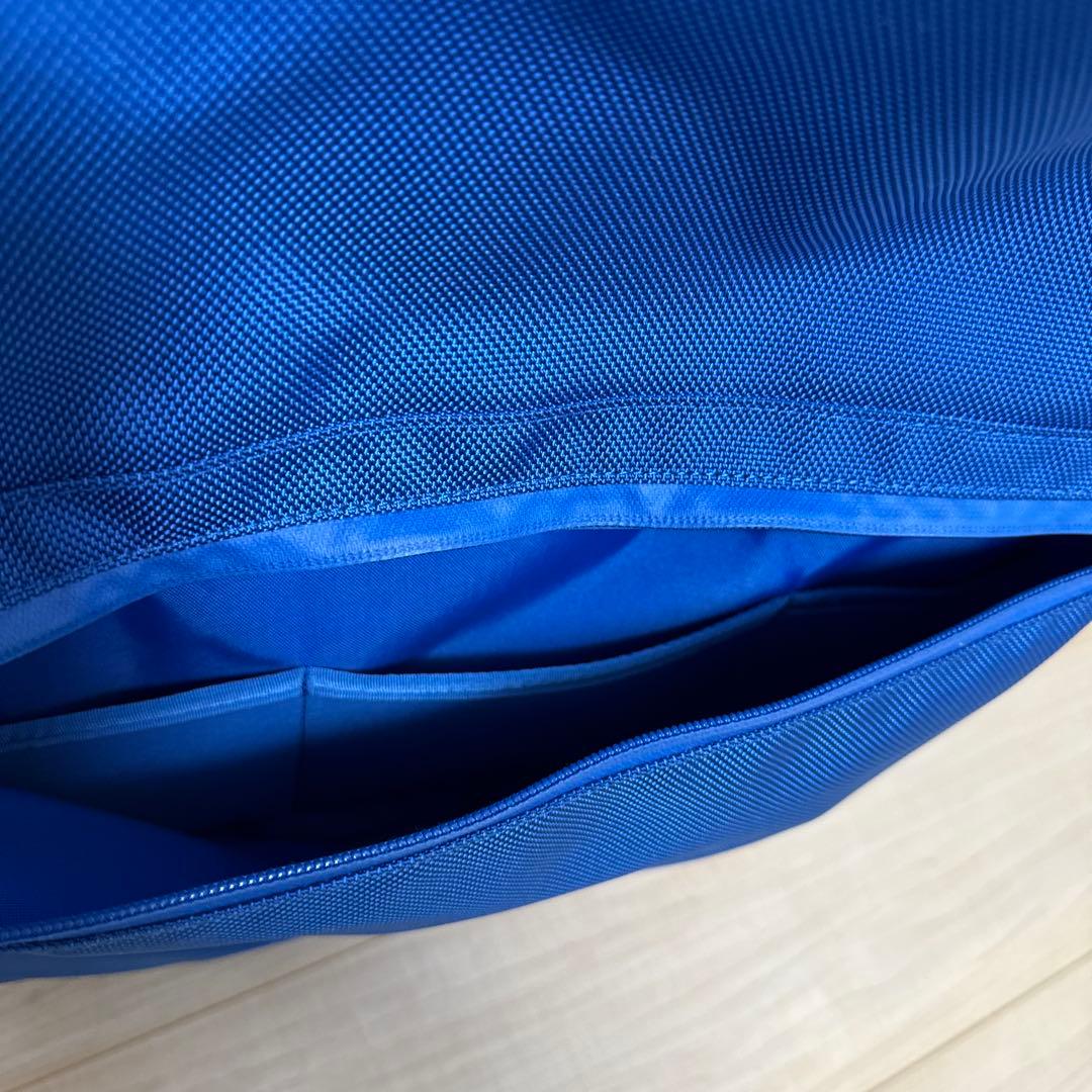 THE NORTH FACE 青色キャリーケース 中型