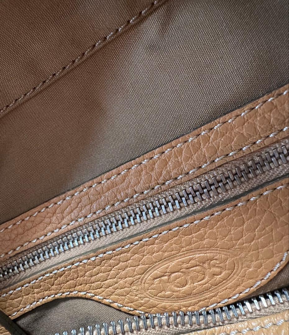 Tod’s ワンショルダー　革　ベージュバッグ