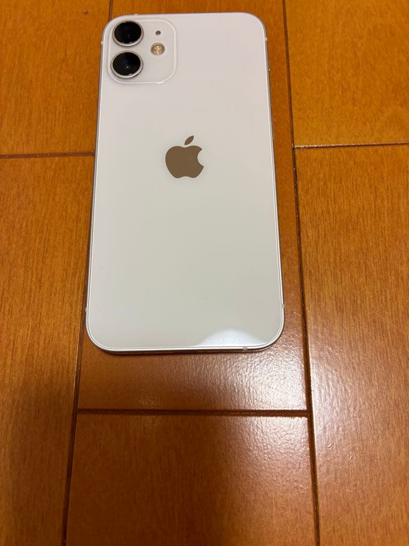 Apple iPhone 12 mini ホワイト ジャンク品 部品取り 箱あり