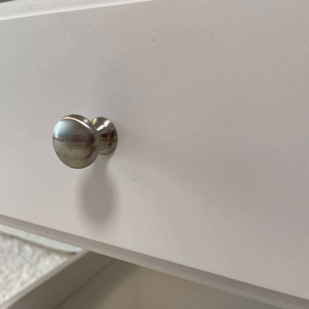 IKEA ティッセダール　ベッドサイドテーブル 引き出し付き　チェスト