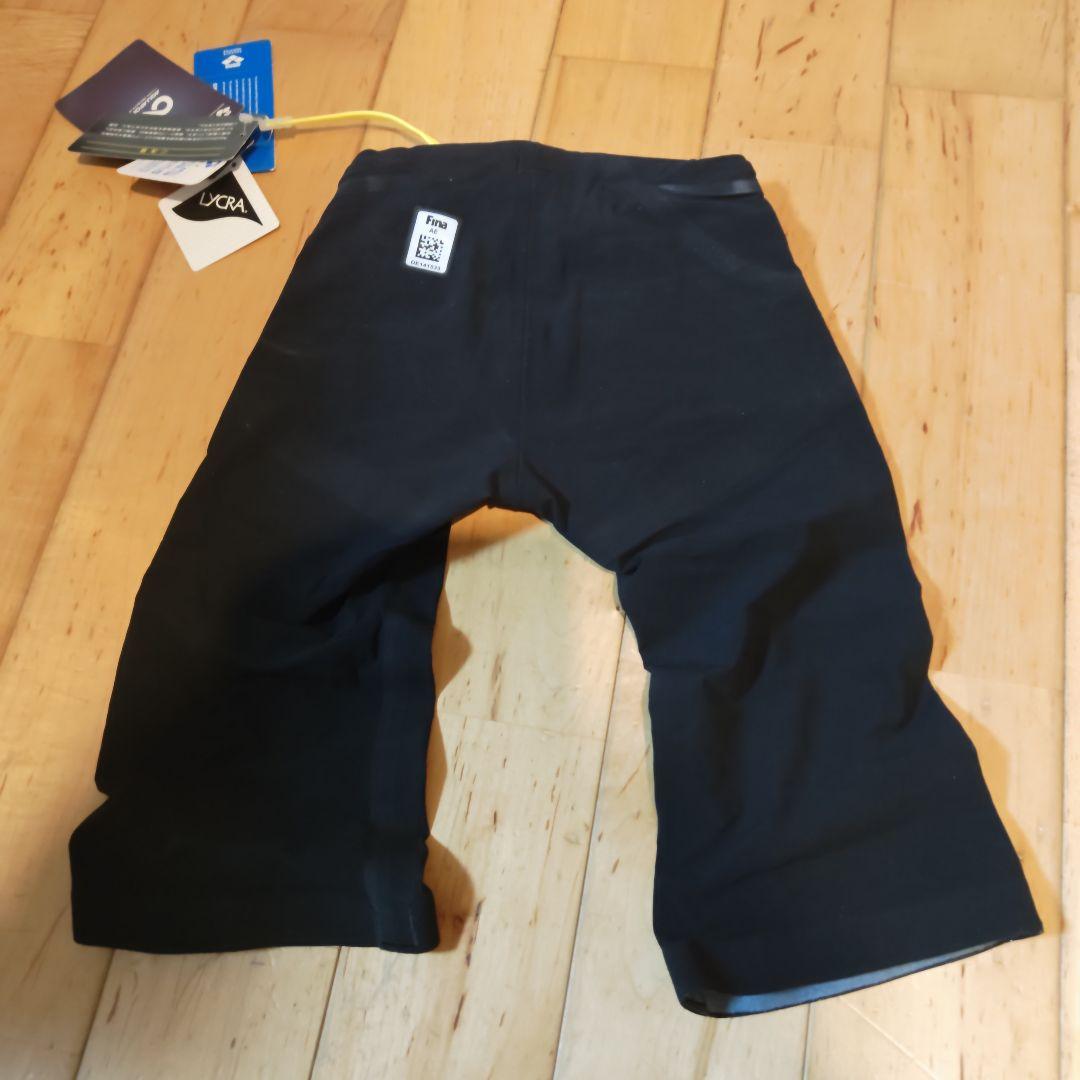 クマ　　競泳水着　サイズsss