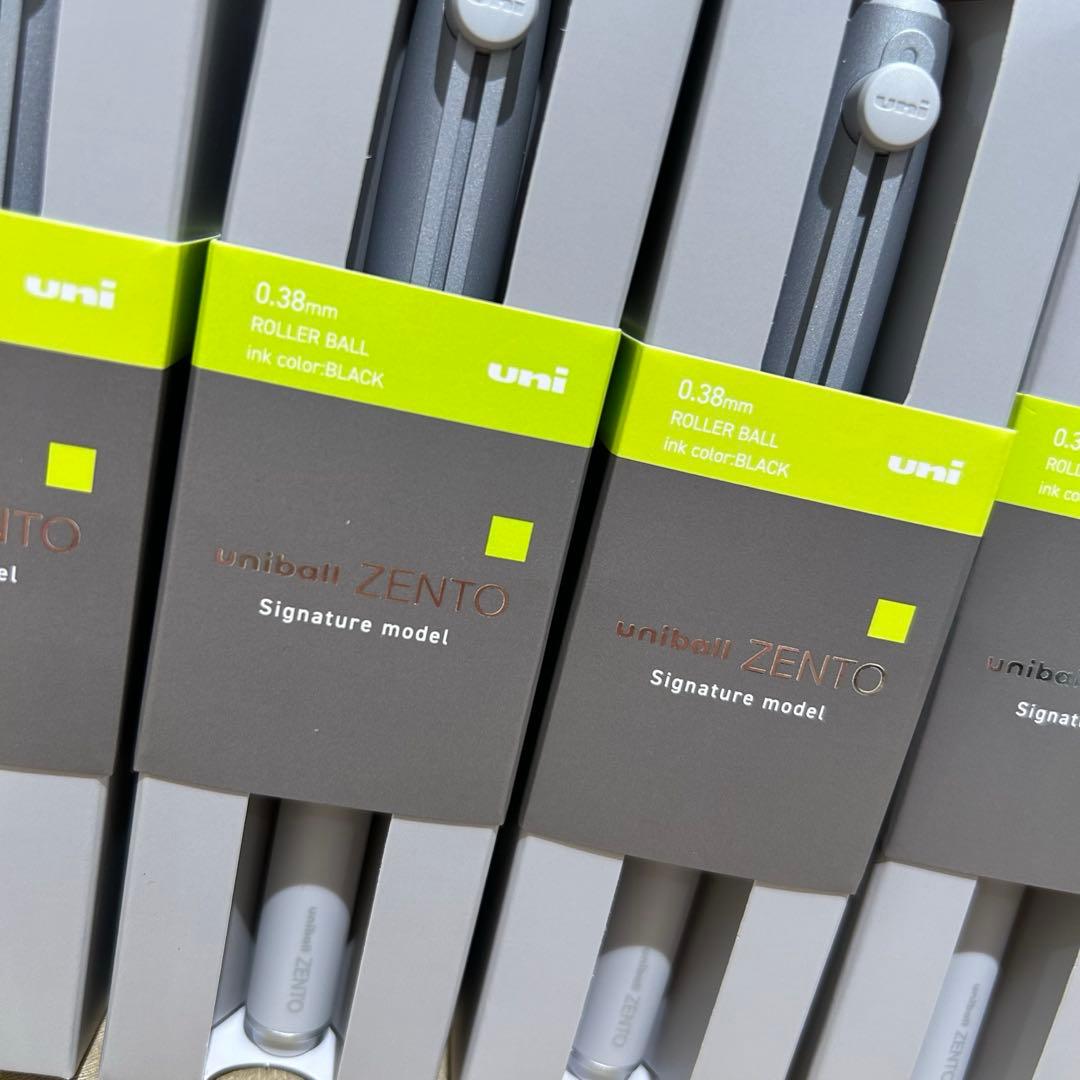 ユニボールゼント シグニチャーモデル シルバー 0.38 4個セット 新品未開封