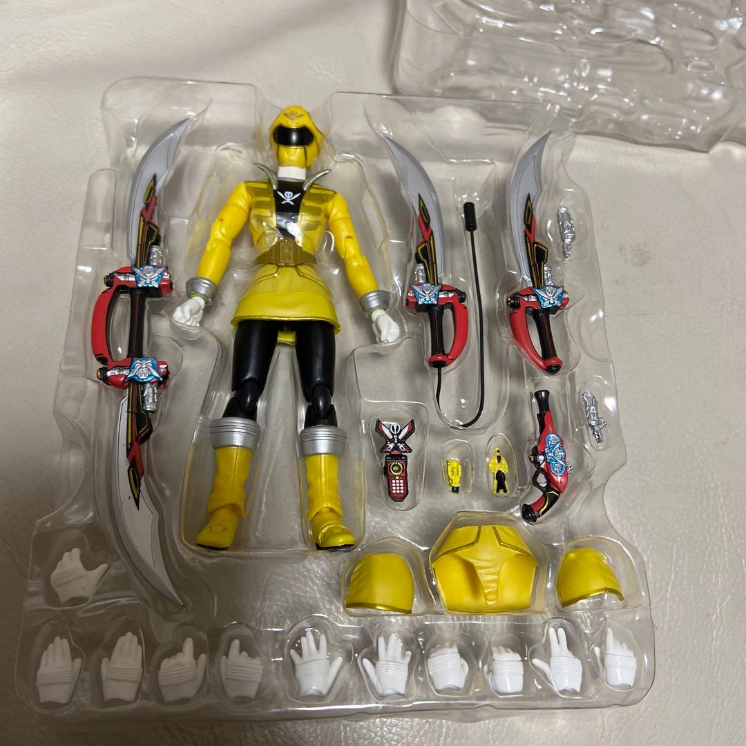 フィギュアーツ　ゴーカイジャー　ゴーカイピンク　ゴーカイイエロー