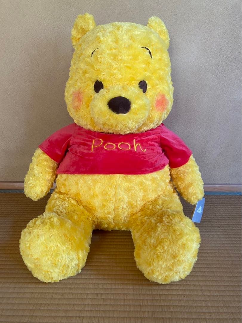 【希少】くまのプーさん　ぬいぐるみ　特大　タグ付き　ストア限定品