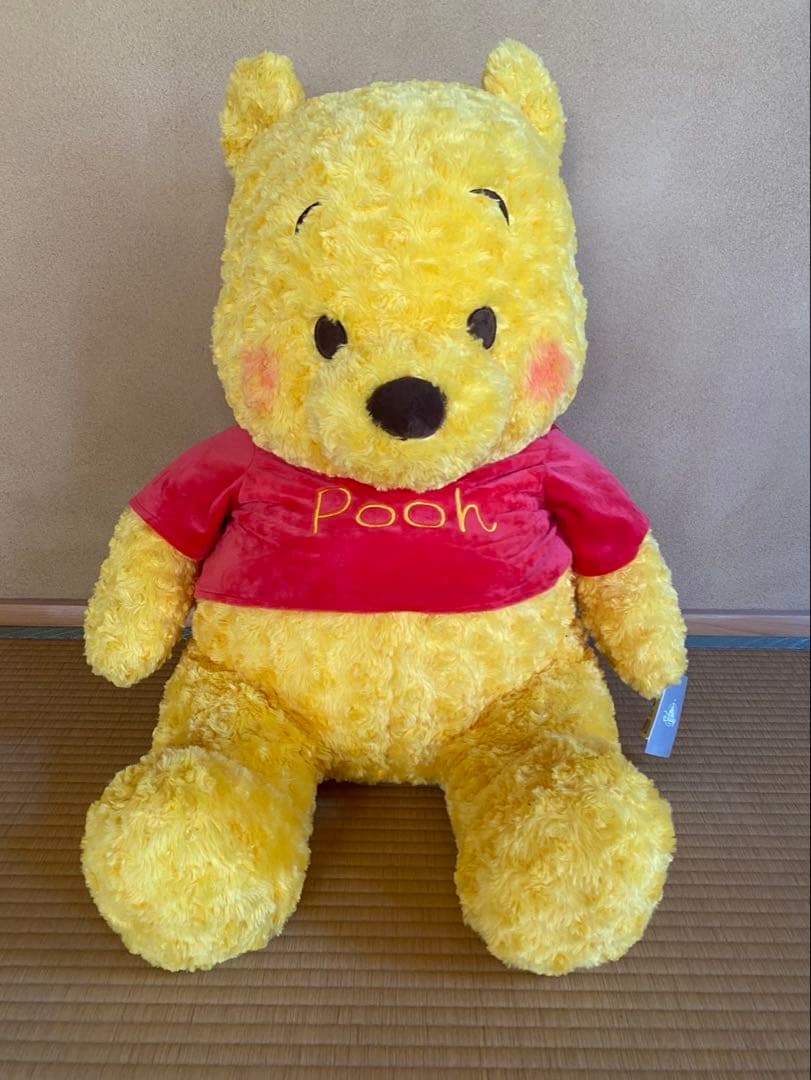 【希少】くまのプーさん　ぬいぐるみ　特大　タグ付き　ストア限定品