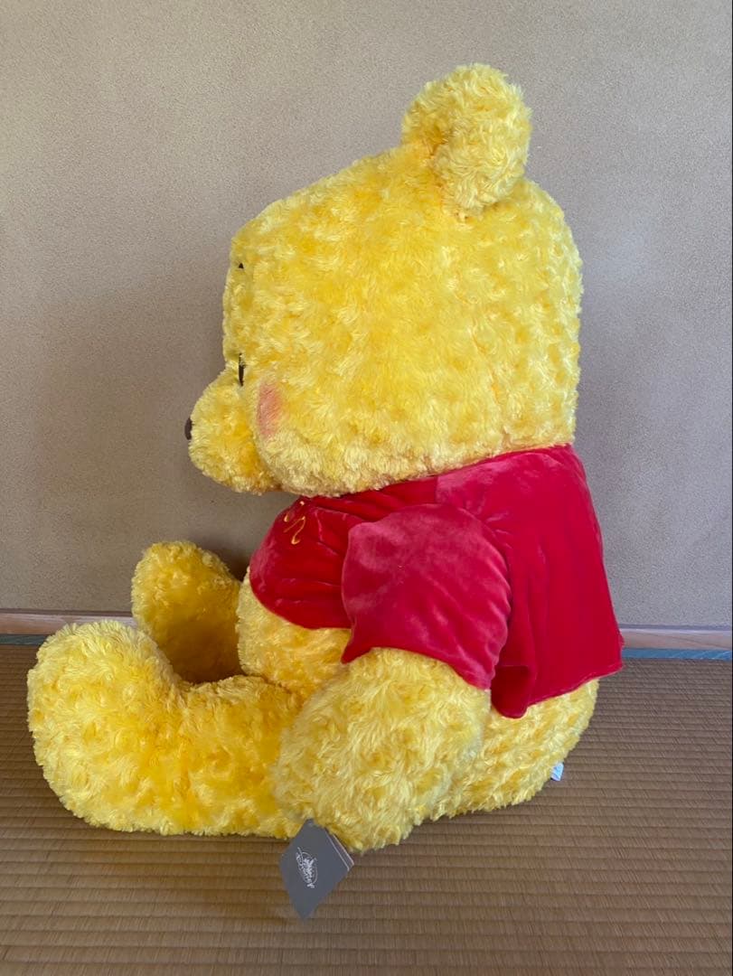 【希少】くまのプーさん　ぬいぐるみ　特大　タグ付き　ストア限定品
