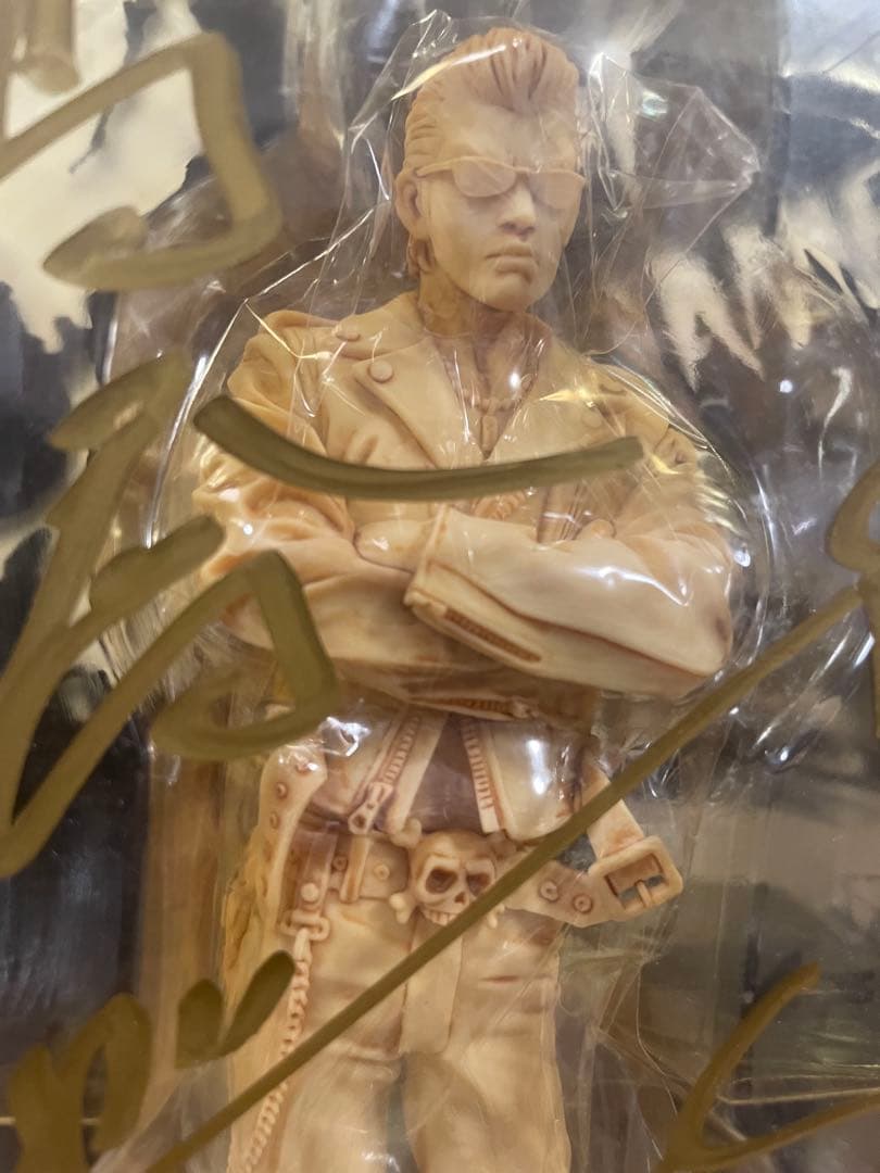 激レア　クローズ　武田好誠　2体 非売品カラー版　サイン入り　黒ボア　ダイブ