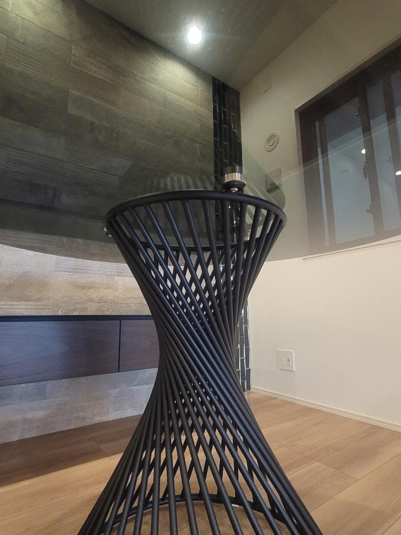 ダイニングテーブル◆円形◆ガラス天板◆天板直径120cm◆モデルルーム展示品