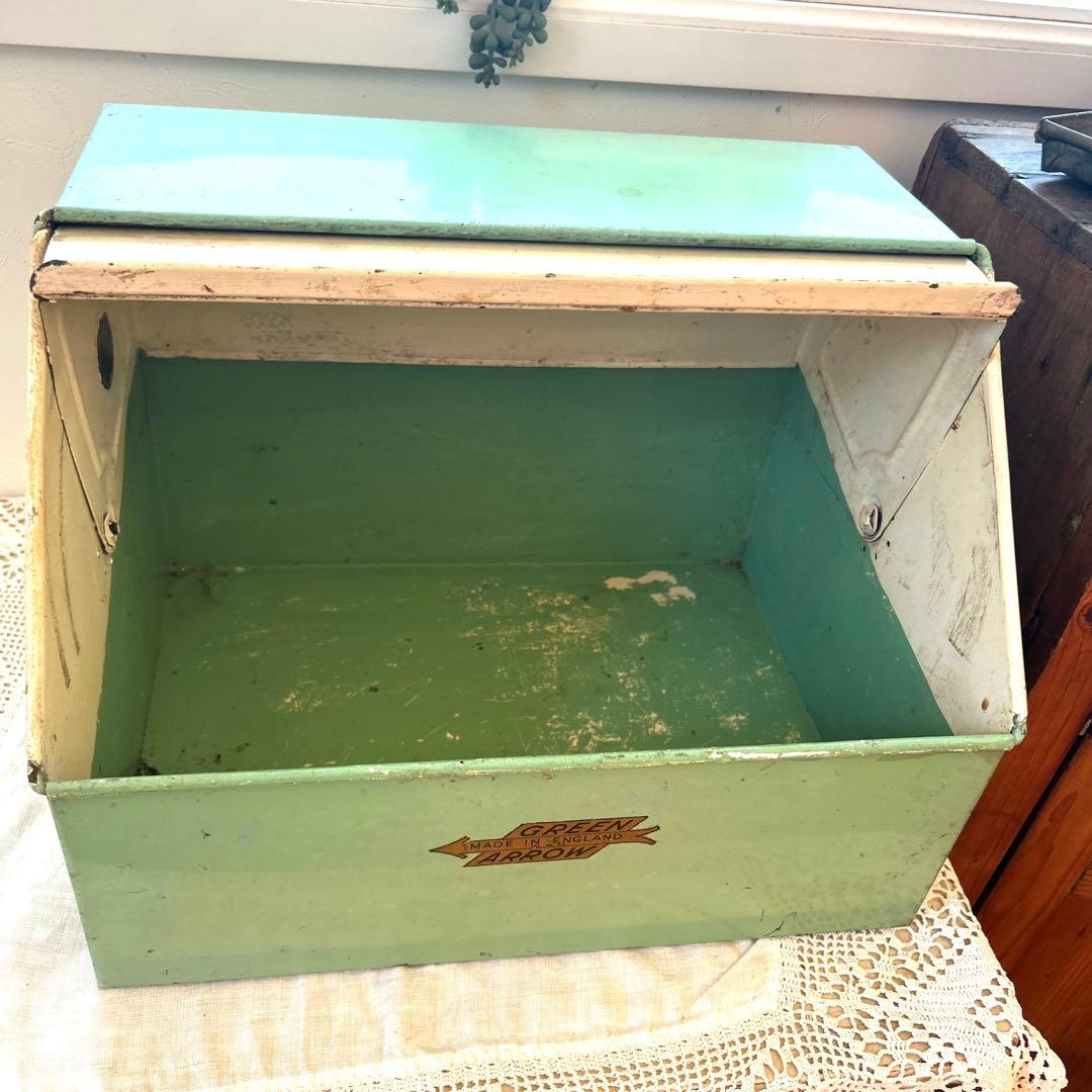 イギリスアンティーク　ブレッドケース