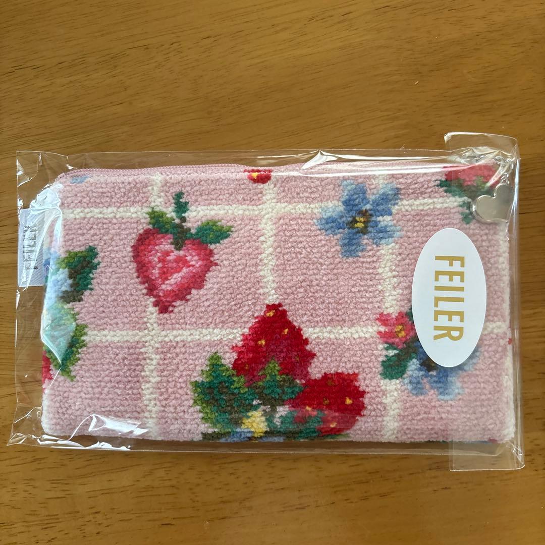 FEILER いちご柄ポーチ ピンク 新品未使用 約17.5cm x 10㎝
