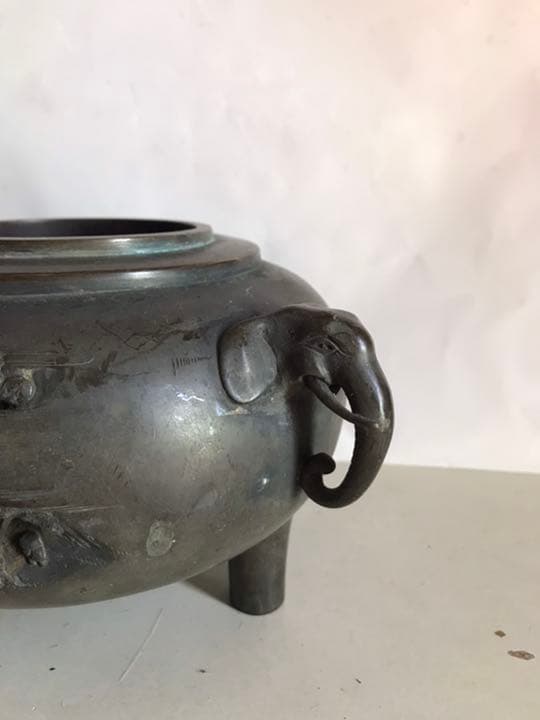 香爐，明治金工長谷川摄津掾晴定作古銅製，極細工，高11cm幅20cm重1600克