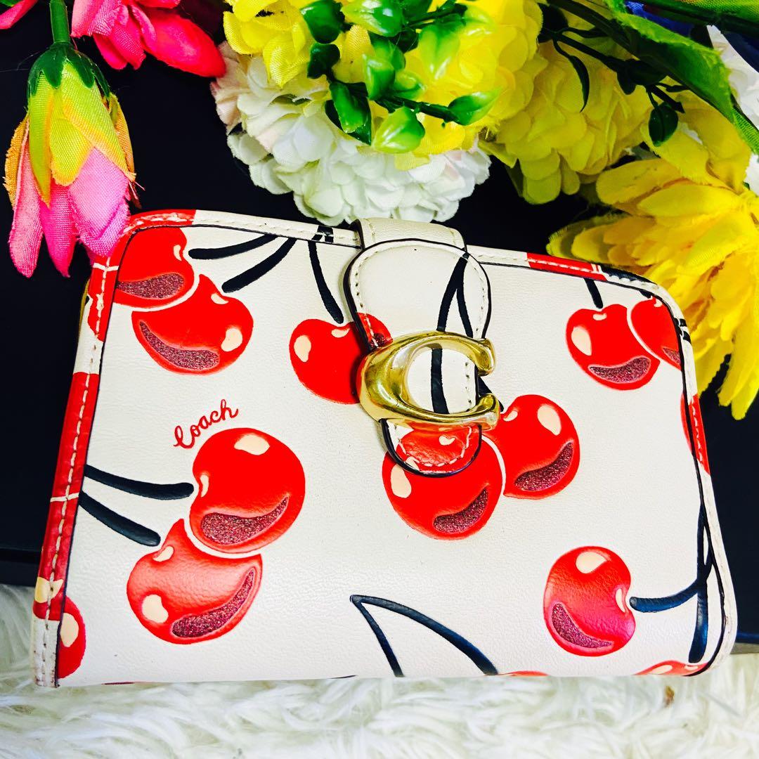 COACH✨コーチ✨財布✨チェリー✨タビー✨ウォレット✨ラメ✨さくらんぼ✨本革