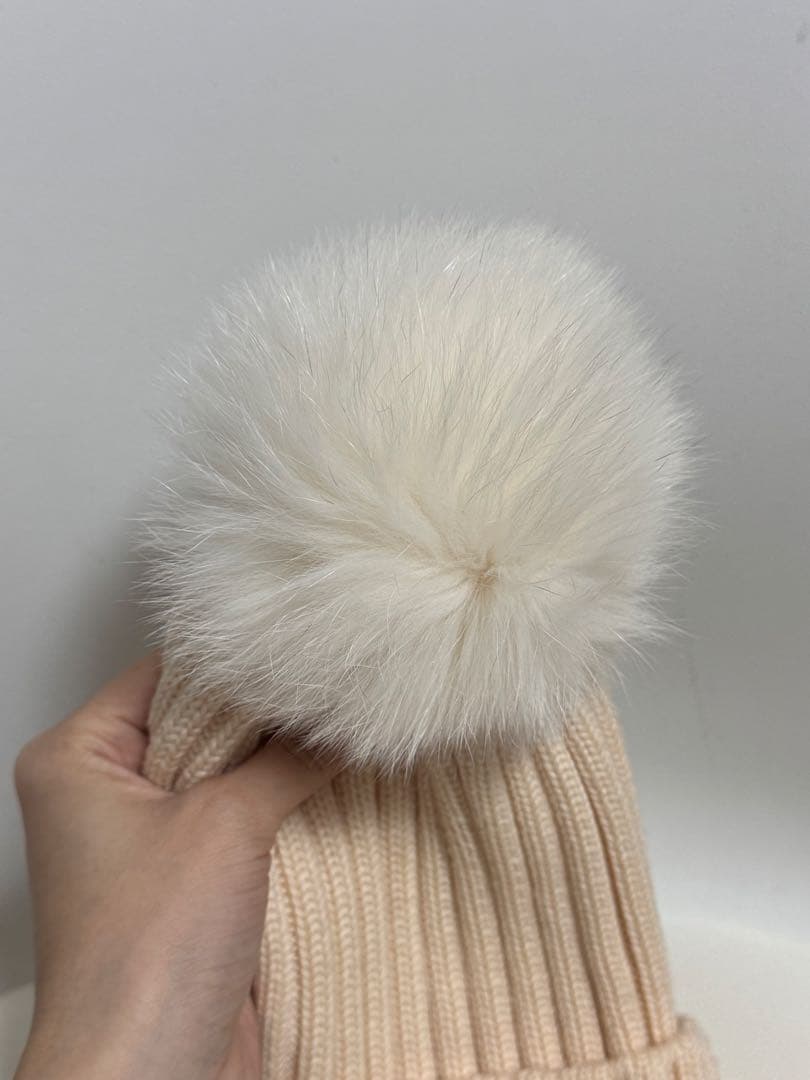 MONCLER フォックスファーニット帽