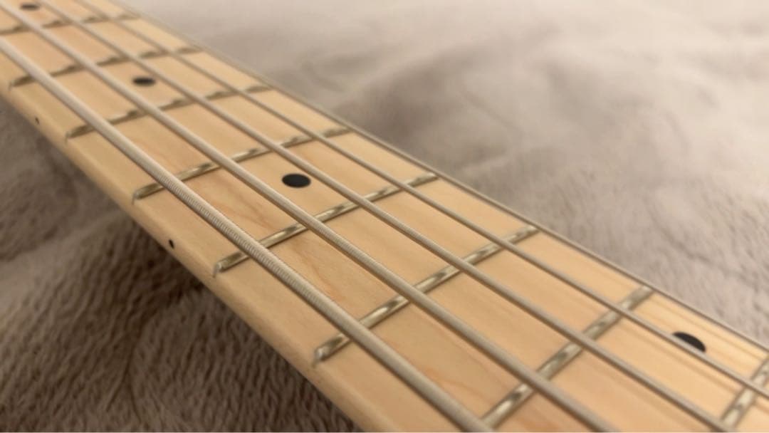 ベース Kikuchi Guitars Hermes MV5 NAT