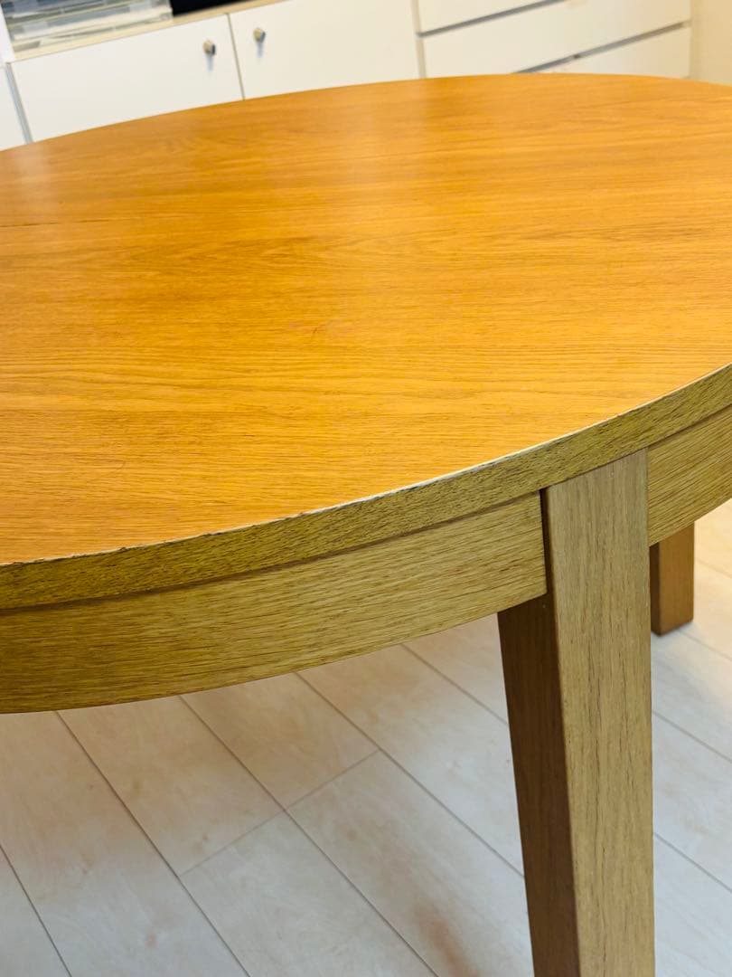 IKEA BJURSTA 伸縮　円形　ダイニングテーブル